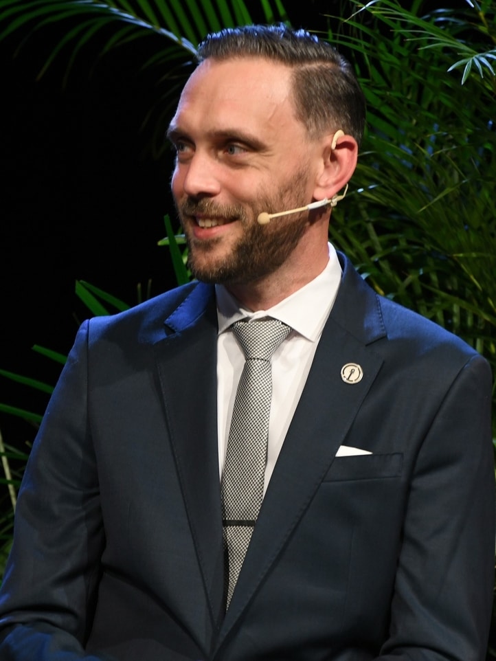 Dirk Ossege Profile Image